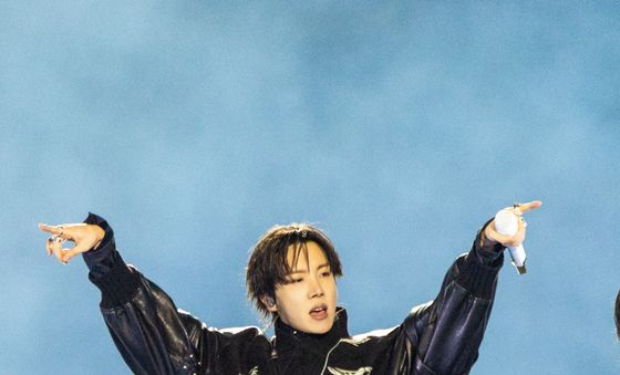 제이홉 '퍼포먼스는 내가 담당'