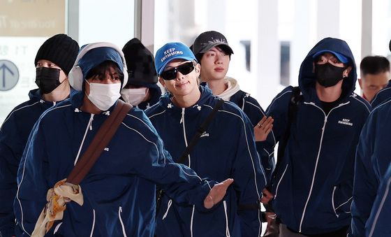 출국하는 BTS