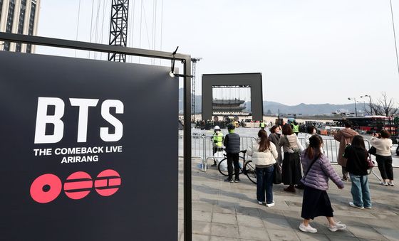 가시지 않은 BTS 컴백공연 여운