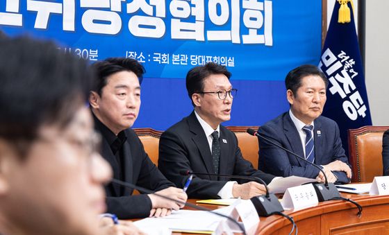 金총리 "민생 방어·경기 안정 위한 신속한 방파제 추경, 선택 아닌 필수"