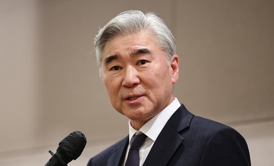 특별강연 하는 성 김 현대자동차그룹 사장