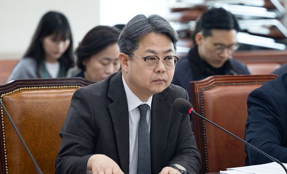 행안위 소위 출석한 김성훈 인사혁신처 차장