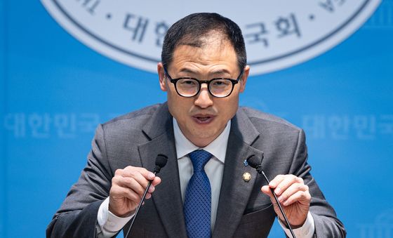 부울경 통합 관련 기자회견하는 김상욱 의원