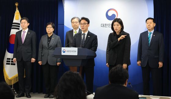 김민석 국무총리, 비상경제 대응체계 관련 브리핑