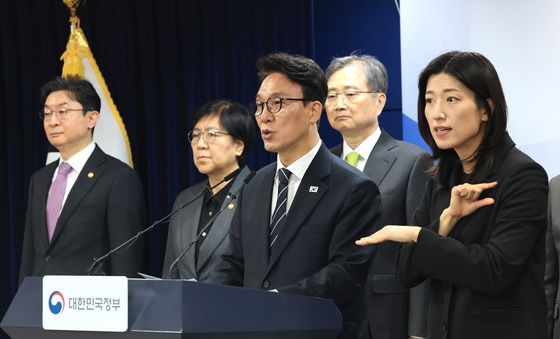 김민석 국무총리, 비상경제 대응체계 관련 브리핑