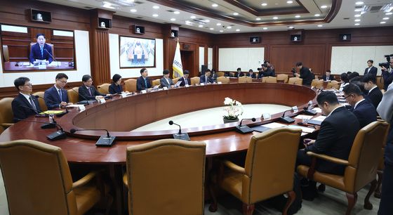 국가창업시대 전략회의 주재하는 구윤철 부총리