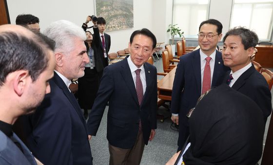 국회 방문한 주한 이란 대사