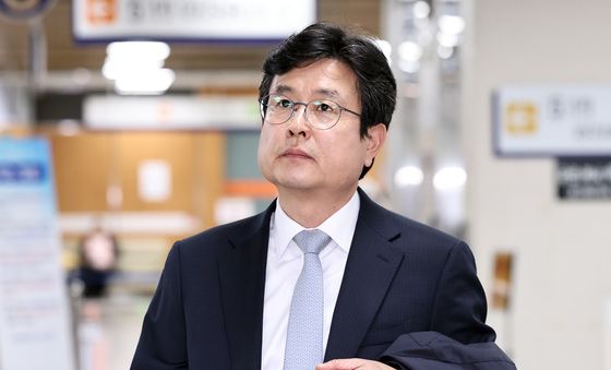 '12·3 계엄 사후 문건 작성' 첫 공판 출석하는 강의구 전 대통령실 부속실장