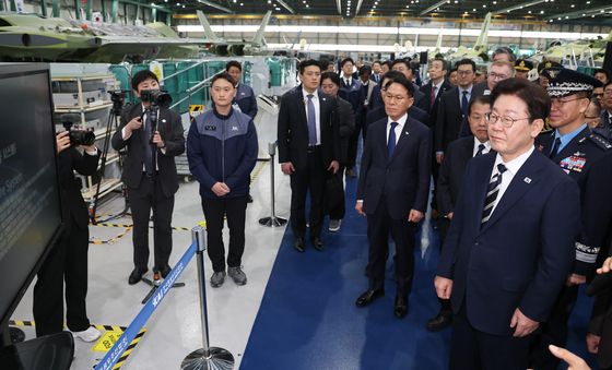 이재명 대통령, KF-21 생산현장 방문