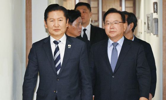 정청래 대표와 김부겸 전 국무총리 '회동 마치고'