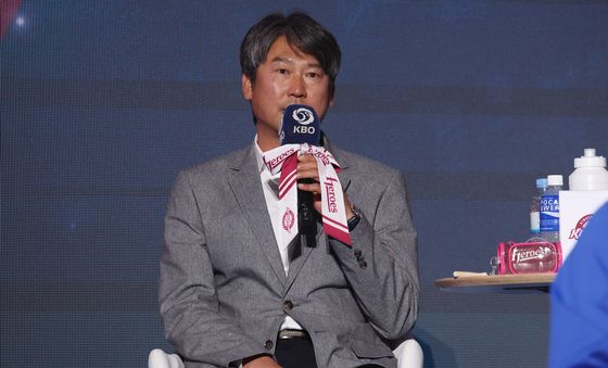 포부 밝히는 키움 설종진 감독