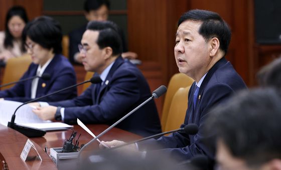 비상경제장관회의 주재하는 구윤철 부총리