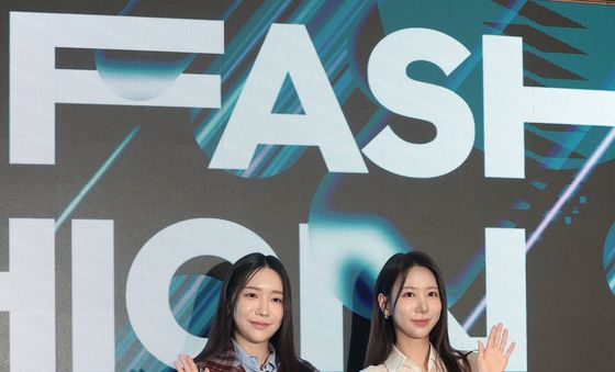 패션코드 찾은 정윤지와 정은지