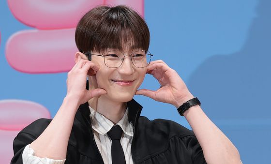 정동환 '더 시즌즈' 터줏대감