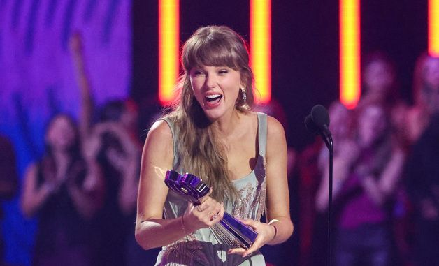 테일러 스위프트 '올해의 아티스트'