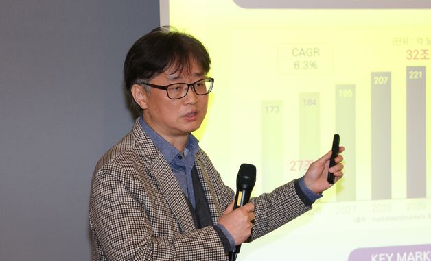 IR 발표하는 안국준 지오비스타 대표