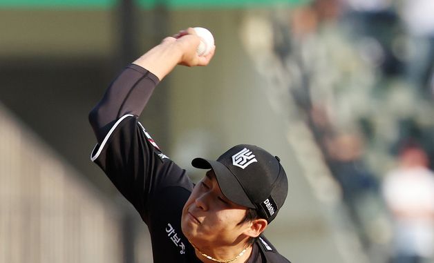 8회말 1사 상황 등판한 마무리 박영현