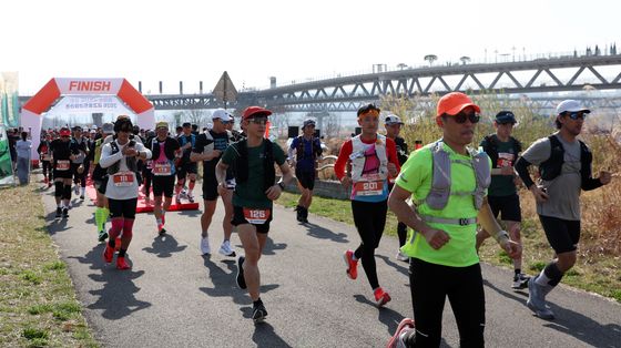 충청권 대표 장거리 대회…금강 울트라마라톤 개최