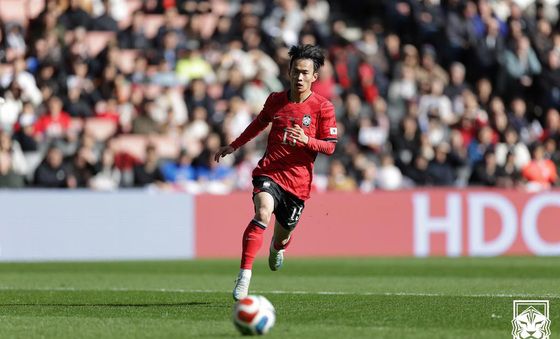 김문환 '문전으로'