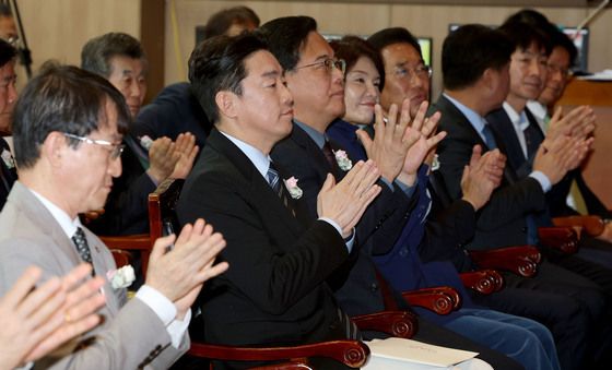 대한한의사협회 정기대의원 총회 참석한 강훈식-송언석