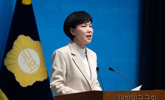 서울 주거 공약 밝히는 전현희