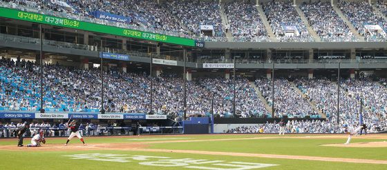 프로야구, 이틀 연속 '매진'