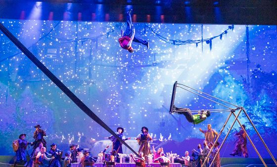 에버랜드에서 즐기는 화려한 서커스