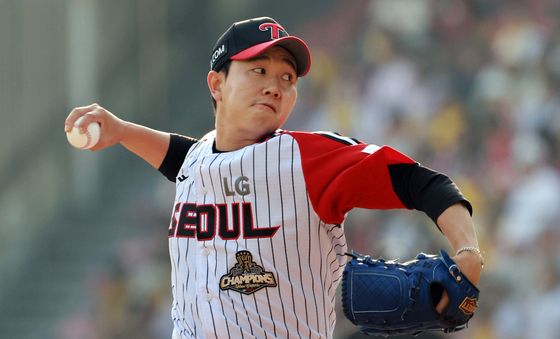 유영찬, 더 이상 실점은 없다