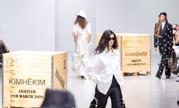 파리서 열린 '컨셉코리아 2026 F/W' 김해김 단독 쇼