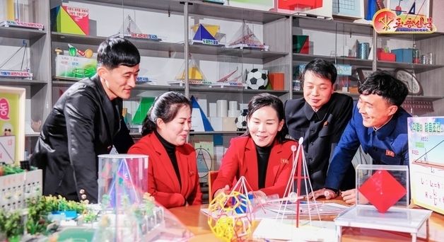 북한 "각급 교육 단위, 새 학기 준비사업 추진"