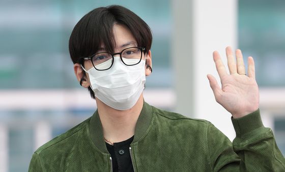 지창욱, 로맨틱한 눈빛