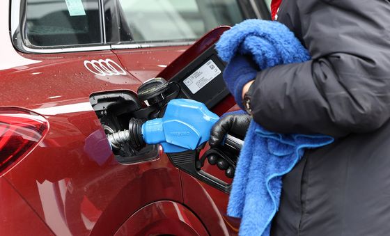 이란, "단 한 방울의 석유도 빠져나가지 못할 것"