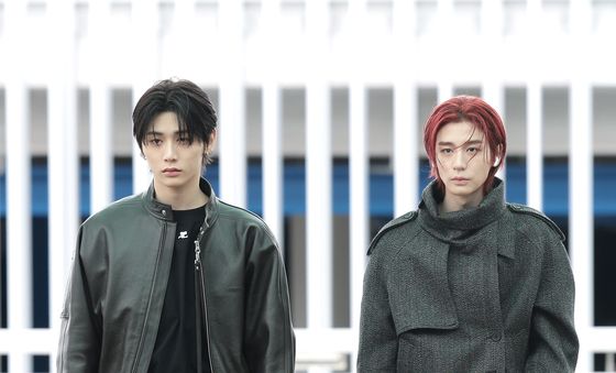 출국하는 태산과 이한