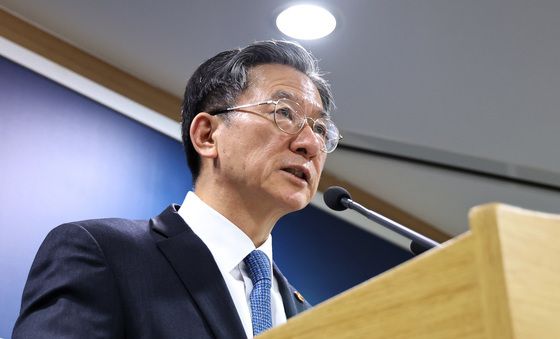 법무부 "외국인 인재 비자 확대·소상공인도 외국인 고용"