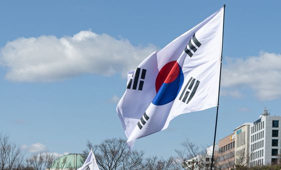 청와대 향해 도보 행진하는 장동혁 대표