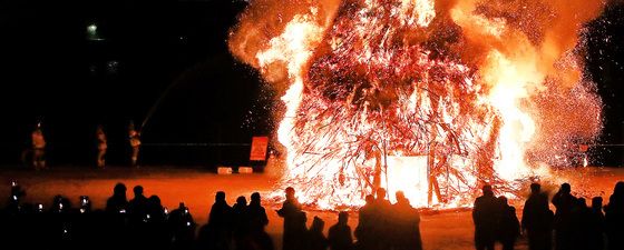 불타는 달집, 애타는 소방관