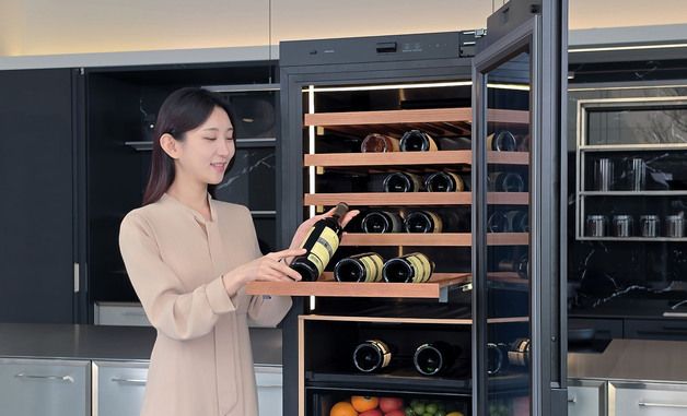 삼성전자, '인피니트 AI 와인 냉장고' 출시