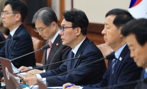 모두발언하는 김민석 국무총리