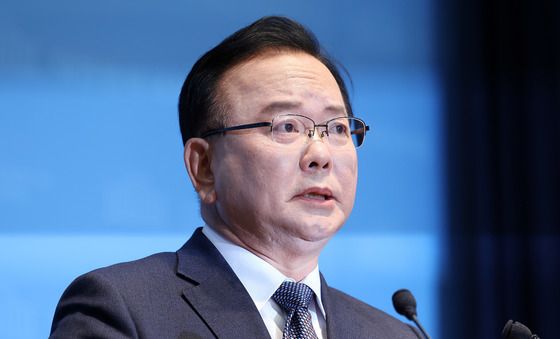 김부겸, 대구시장 출마 선언 “대구가 국힘 버려야 진짜 보수 살아나”