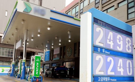 2000원 코앞으로 다가온 휘발유 가격