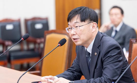 법사위 출석한 안형준 국가데이터처장