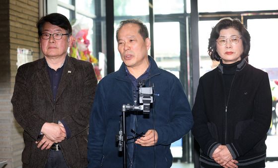 조정훈 당협위원장 비리 의혹 주장하는 광역·기초의원들