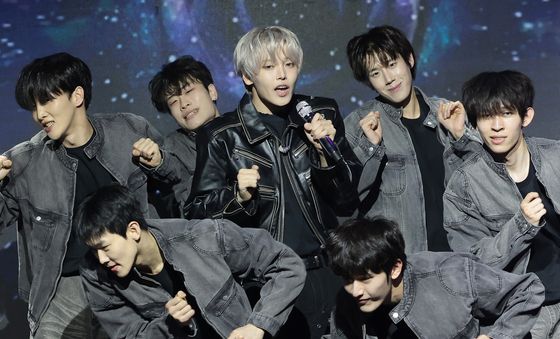 장한음, 안구정화 무대