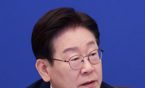 국무회의 주재하는 이재명 대통령