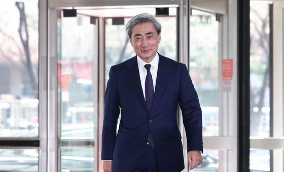 신현송 후보자, 인사청문회 준비사무실 출근