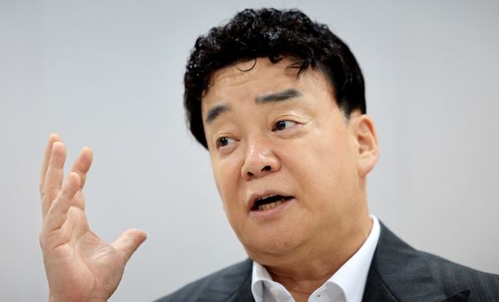 기자간담회 갖는 백종원 대표