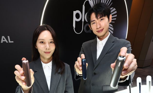 '가볍고 슬림한 플룸 아우라 어떠세요?'