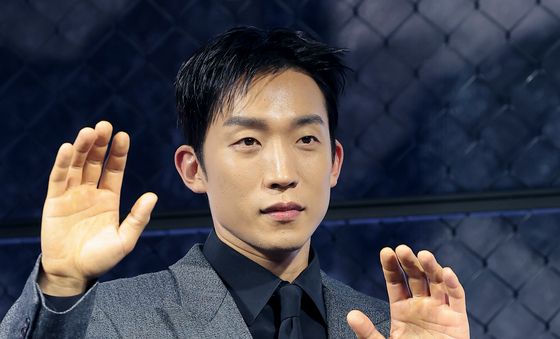 이상이, 복싱 코치 우진