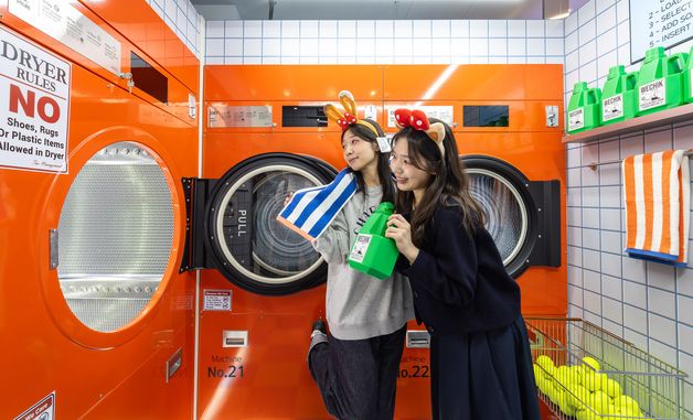 롯데월드 어드벤처, 복합 포토부스 매장 '포토 스트리트' 오픈