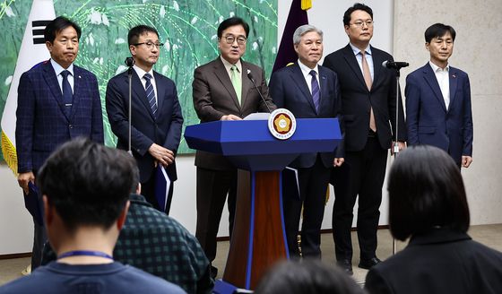 인사말 하는 우원식 의장